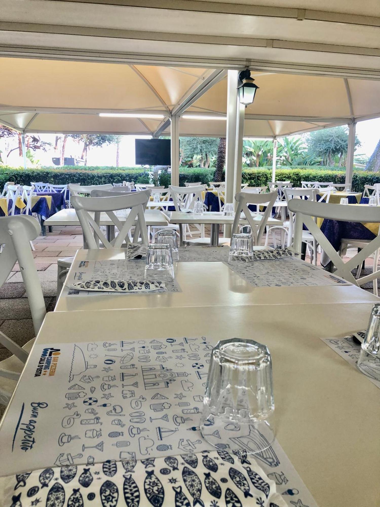 Camping Cala D'Ostia Pula Zewnętrze zdjęcie