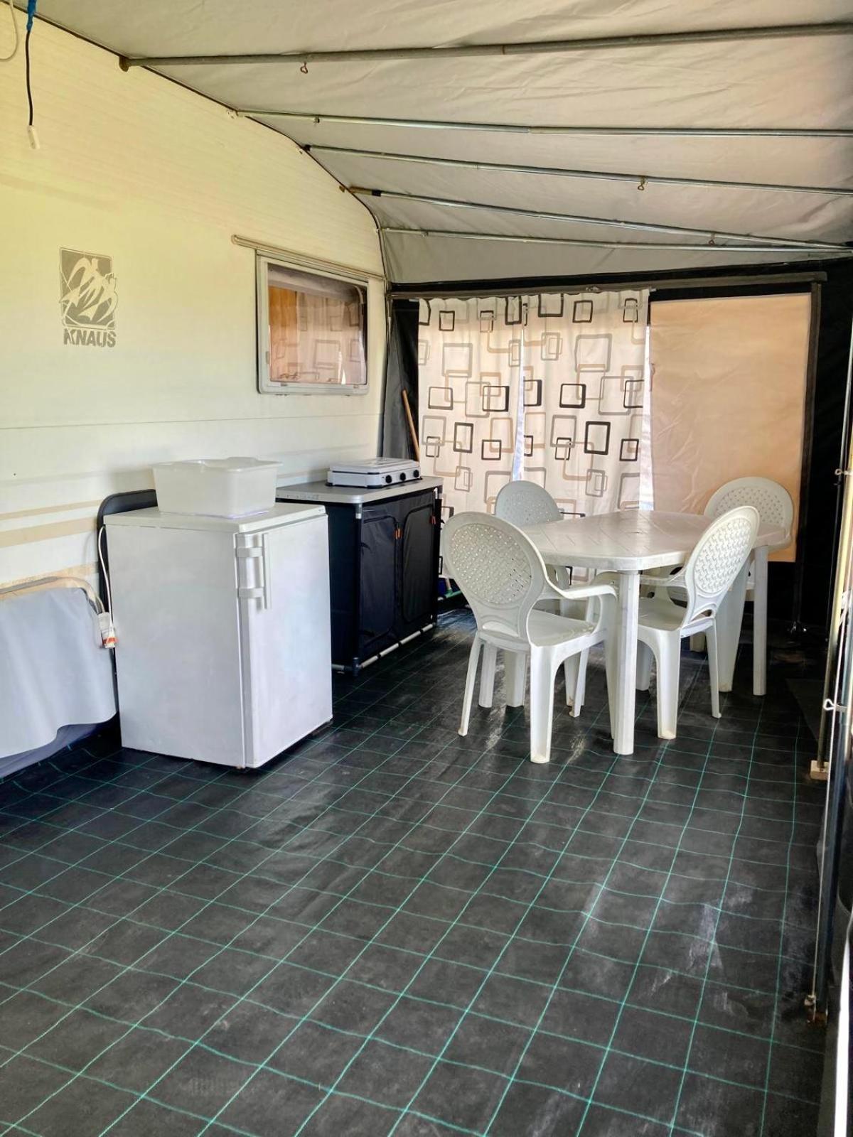 Camping Cala D'Ostia Pula Zewnętrze zdjęcie